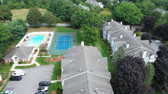 2 Scituate Pl Unit 26, Merrimack, NH 03054