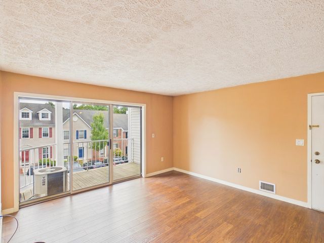 2 Scituate Pl Unit 26, Merrimack, NH 03054