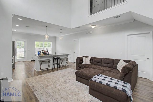 785 Fairview Circle, Hinesville, GA 31313