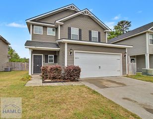 785 Fairview Circle, Hinesville, GA 31313