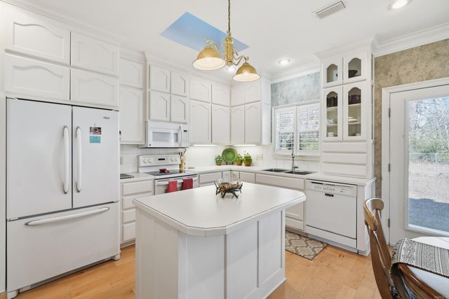 39 Reed Road, Greenbrier, AR 72058