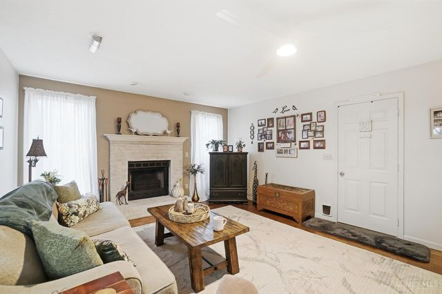 4203 Meadowfield Court, Batavia, OH 45103