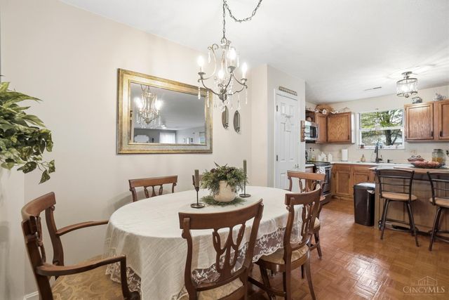 4203 Meadowfield Court, Batavia, OH 45103