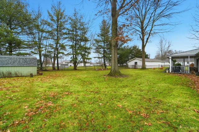 4203 Meadowfield Court, Batavia, OH 45103