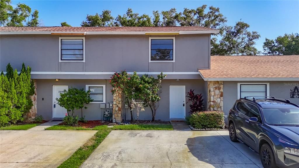 10047 LAKE OAK CIRCLE, Tampa, FL 33624