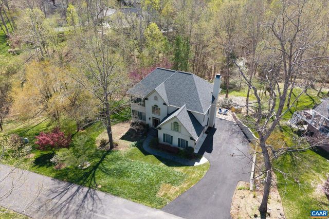 3255 AVEBURY LN, Keswick, VA 22947