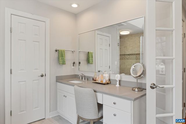 3255 AVEBURY LN, Keswick, VA 22947