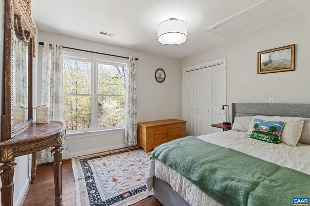 3255 AVEBURY LN, Keswick, VA 22947
