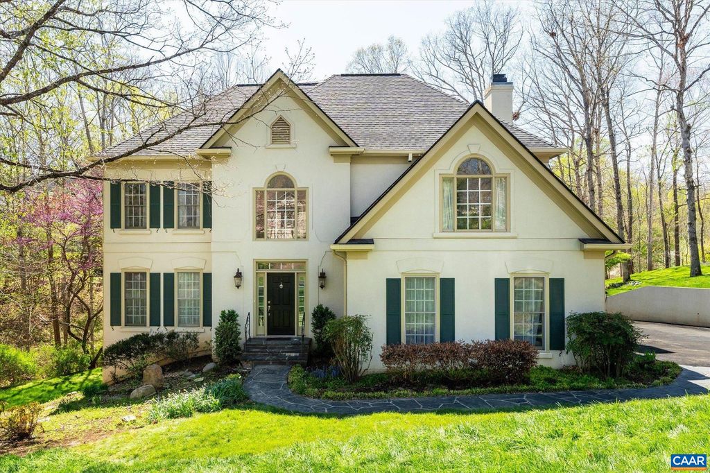 3255 AVEBURY LN, Keswick, VA 22947