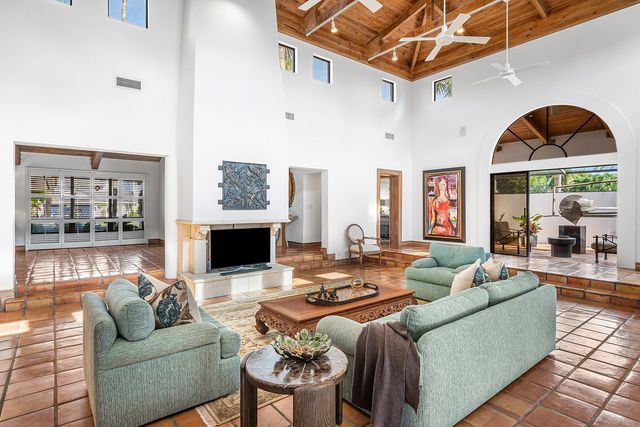 112 Glenbrook Court, Atlantis, FL 33462