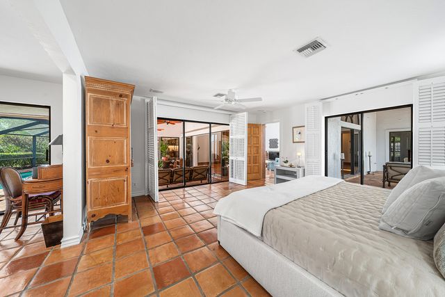 112 Glenbrook Court, Atlantis, FL 33462