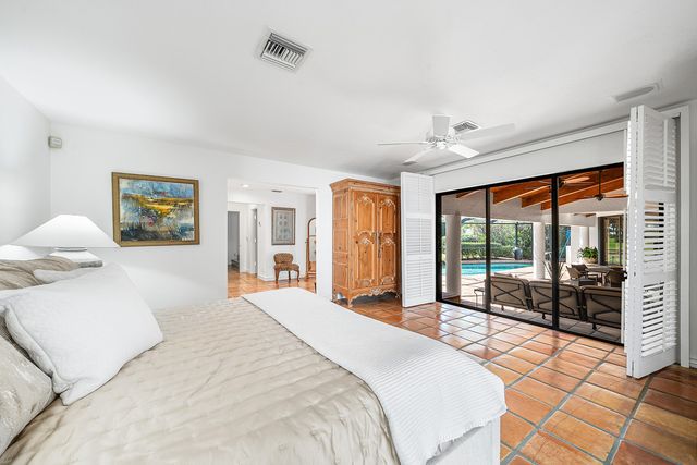 112 Glenbrook Court, Atlantis, FL 33462