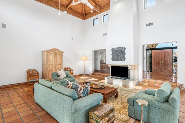 112 Glenbrook Court, Atlantis, FL 33462