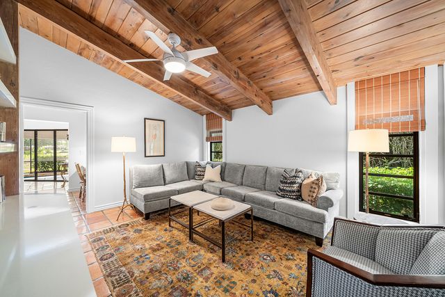 112 Glenbrook Court, Atlantis, FL 33462