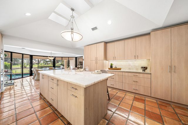 112 Glenbrook Court, Atlantis, FL 33462