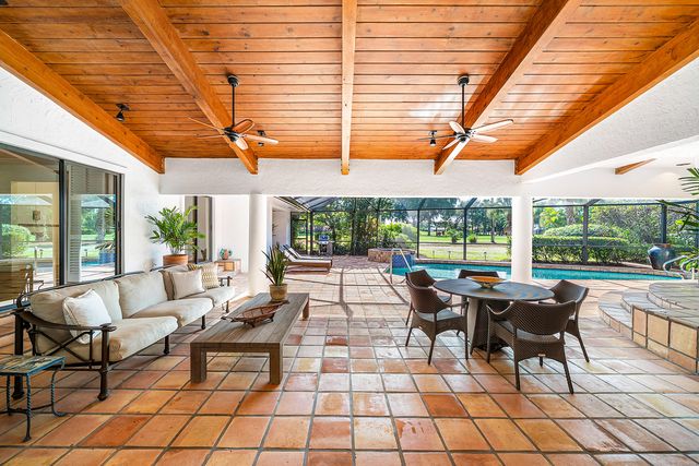 112 Glenbrook Court, Atlantis, FL 33462