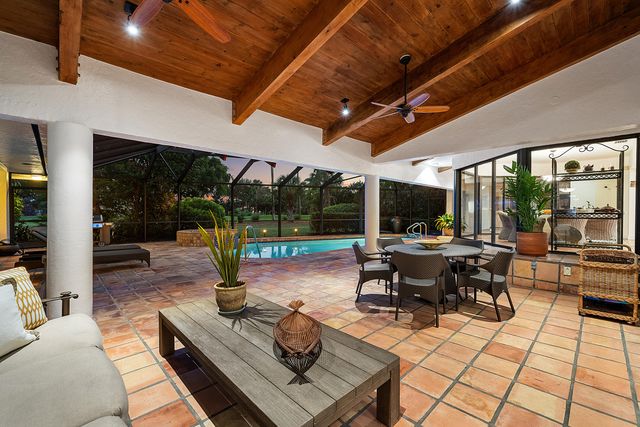 112 Glenbrook Court, Atlantis, FL 33462