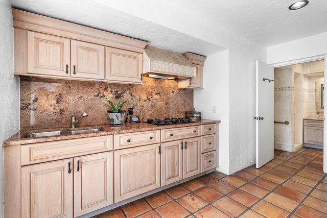 112 Glenbrook Court, Atlantis, FL 33462