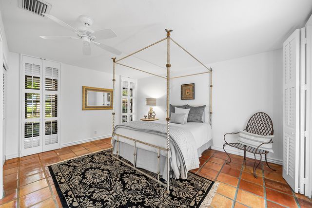 112 Glenbrook Court, Atlantis, FL 33462