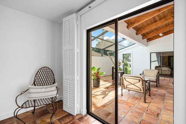 112 Glenbrook Court, Atlantis, FL 33462