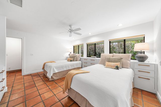 112 Glenbrook Court, Atlantis, FL 33462