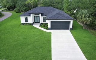 2522 Alice PL, Lehigh Acres, FL 33971