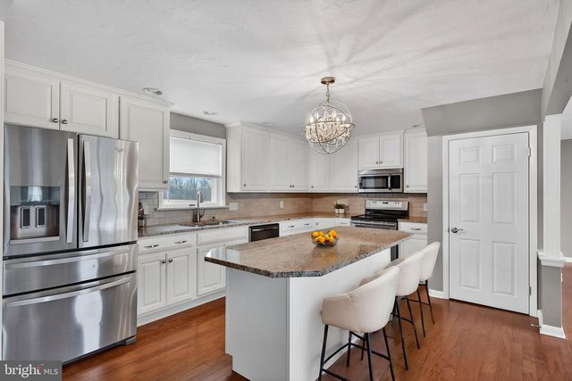 150 YOE DR, Red Lion, PA 17356