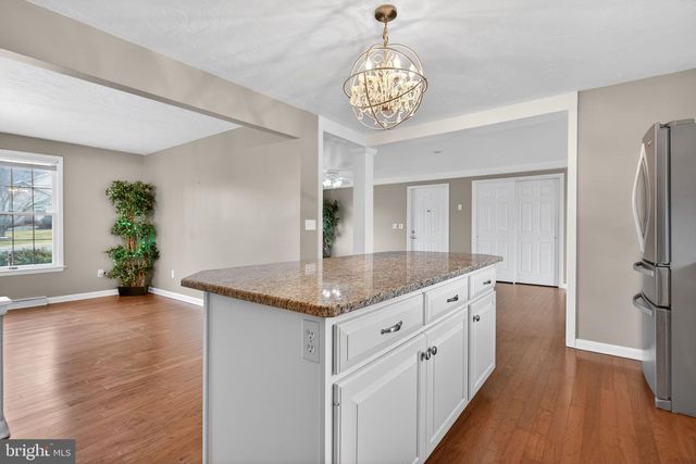 150 YOE DR, Red Lion, PA 17356