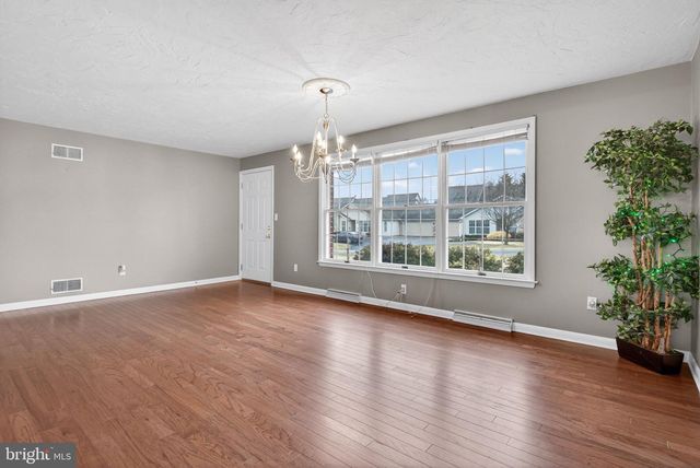 150 YOE DR, Red Lion, PA 17356