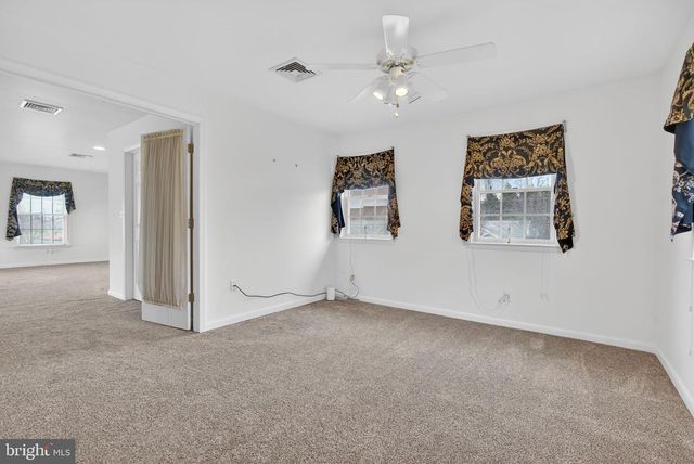 150 YOE DR, Red Lion, PA 17356