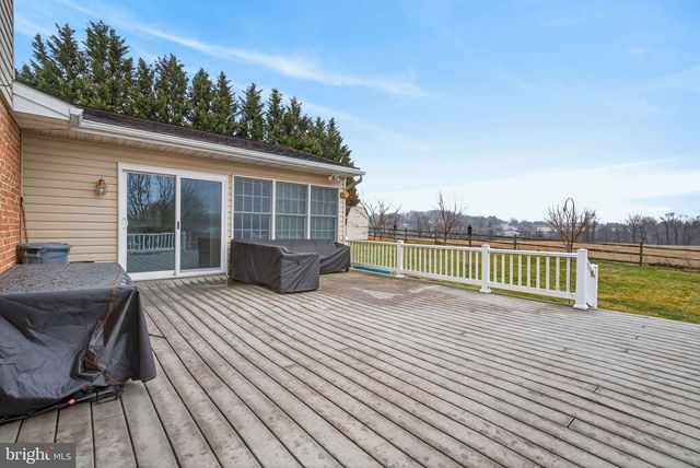 150 YOE DR, Red Lion, PA 17356