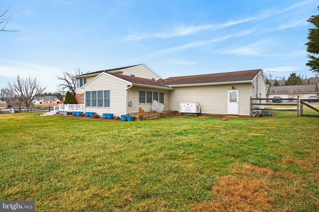 150 YOE DR, Red Lion, PA 17356