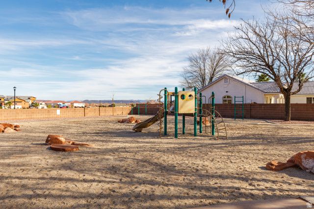 362 E 680 S, Ivins, UT 84738