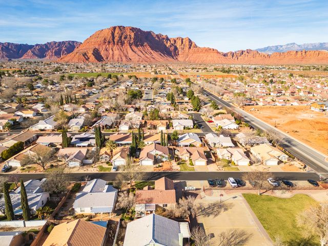 362 E 680 S, Ivins, UT 84738