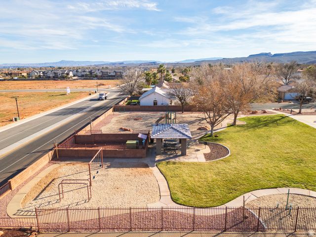 362 E 680 S, Ivins, UT 84738