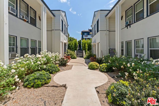 833 N Alfred Street, West Hollywood, CA 90069