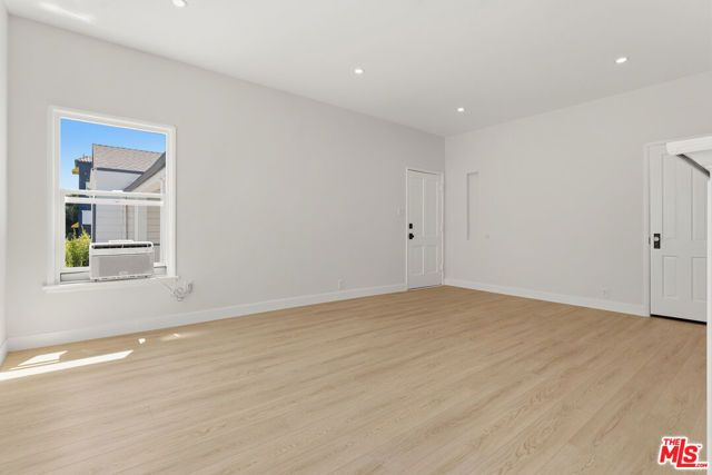833 N Alfred Street, West Hollywood, CA 90069