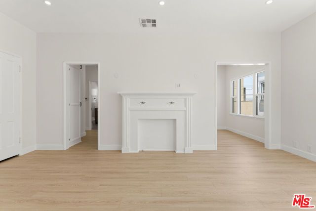 833 N Alfred Street, West Hollywood, CA 90069