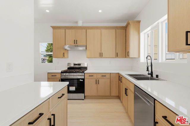 833 N Alfred Street, West Hollywood, CA 90069