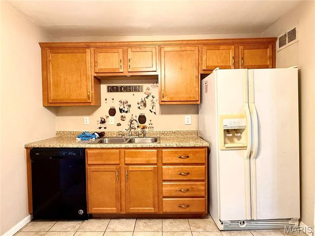 408 Warfield Avenue, Ferguson, MO 63135