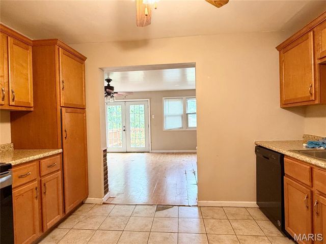 408 Warfield Avenue, Ferguson, MO 63135