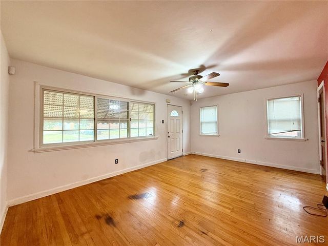 408 Warfield Avenue, Ferguson, MO 63135