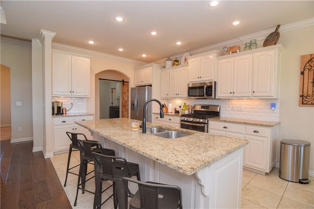 903 Ravine Street, Cave Springs, AR 72718