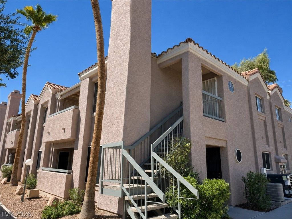1375 East Hacienda Avenue 218, Las Vegas, NV 89119 — exterior