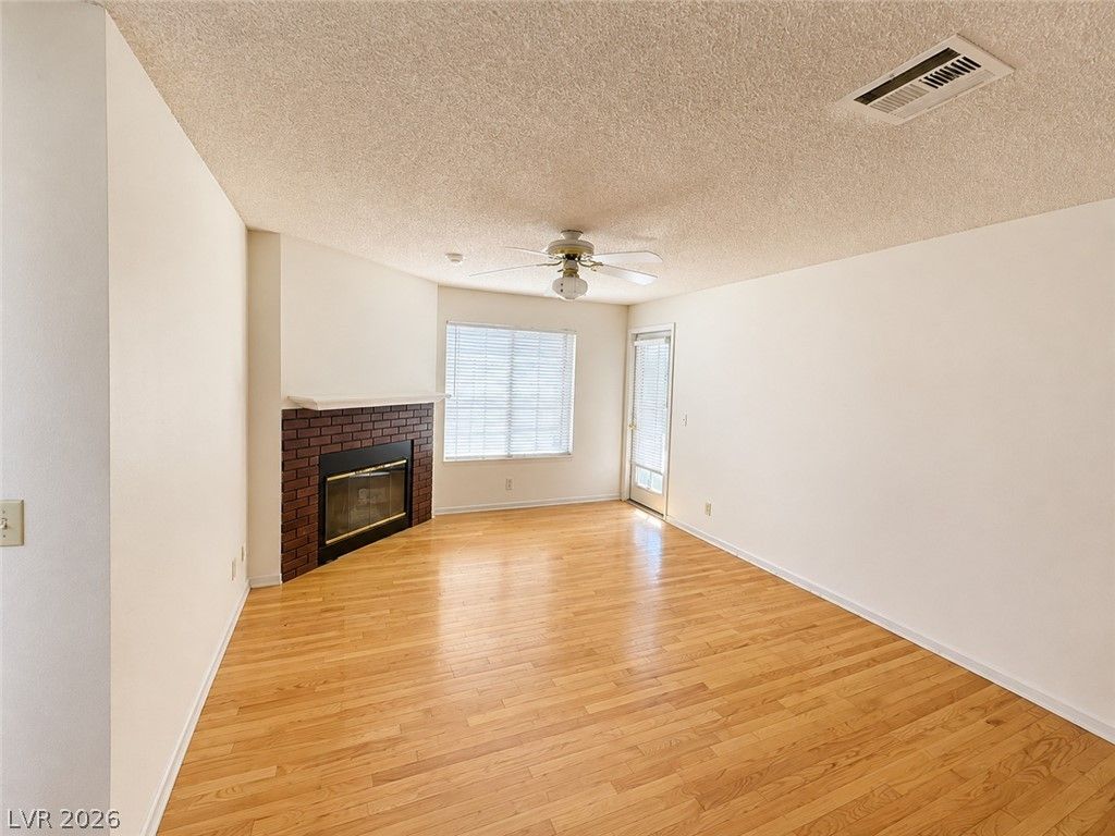 1375 East Hacienda Avenue 218, Las Vegas, NV 89119 — photo 5