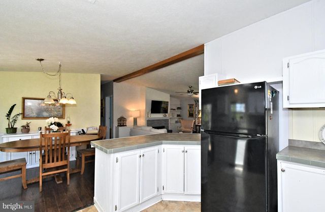 454 W PALETOWN RD, Quakertown, PA 18951