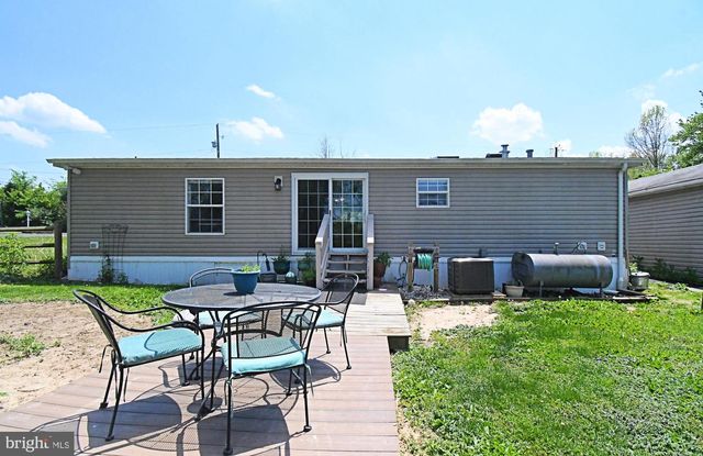 454 W PALETOWN RD, Quakertown, PA 18951