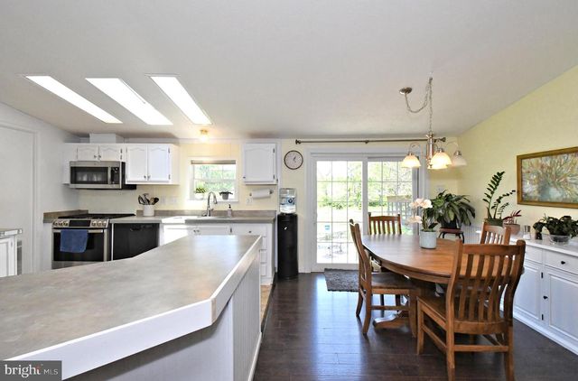 454 W PALETOWN RD, Quakertown, PA 18951