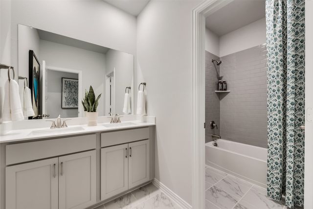 209 Hatherley Street, Little Elm, TX 75068
