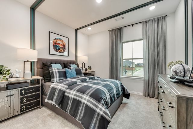 209 Hatherley Street, Little Elm, TX 75068